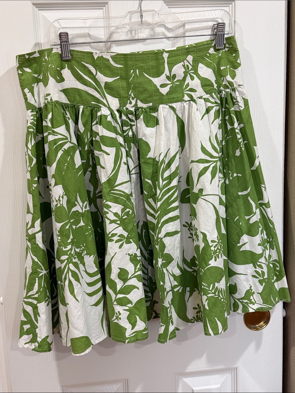 Roxy Green and White Floral Circle Skirt size 7